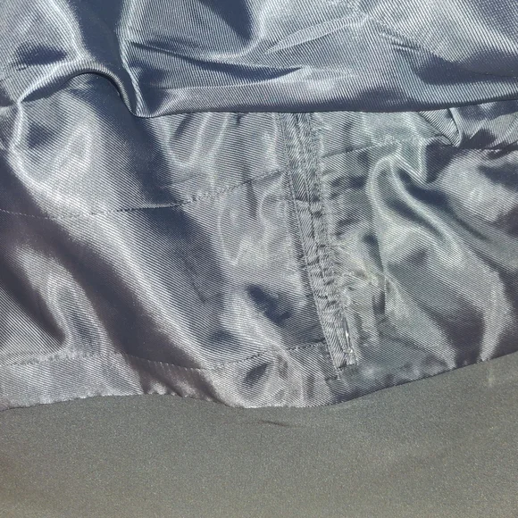 L.L. Bean Dark Blue Women's Blazer with Gold Accents - Picture 7 of 8